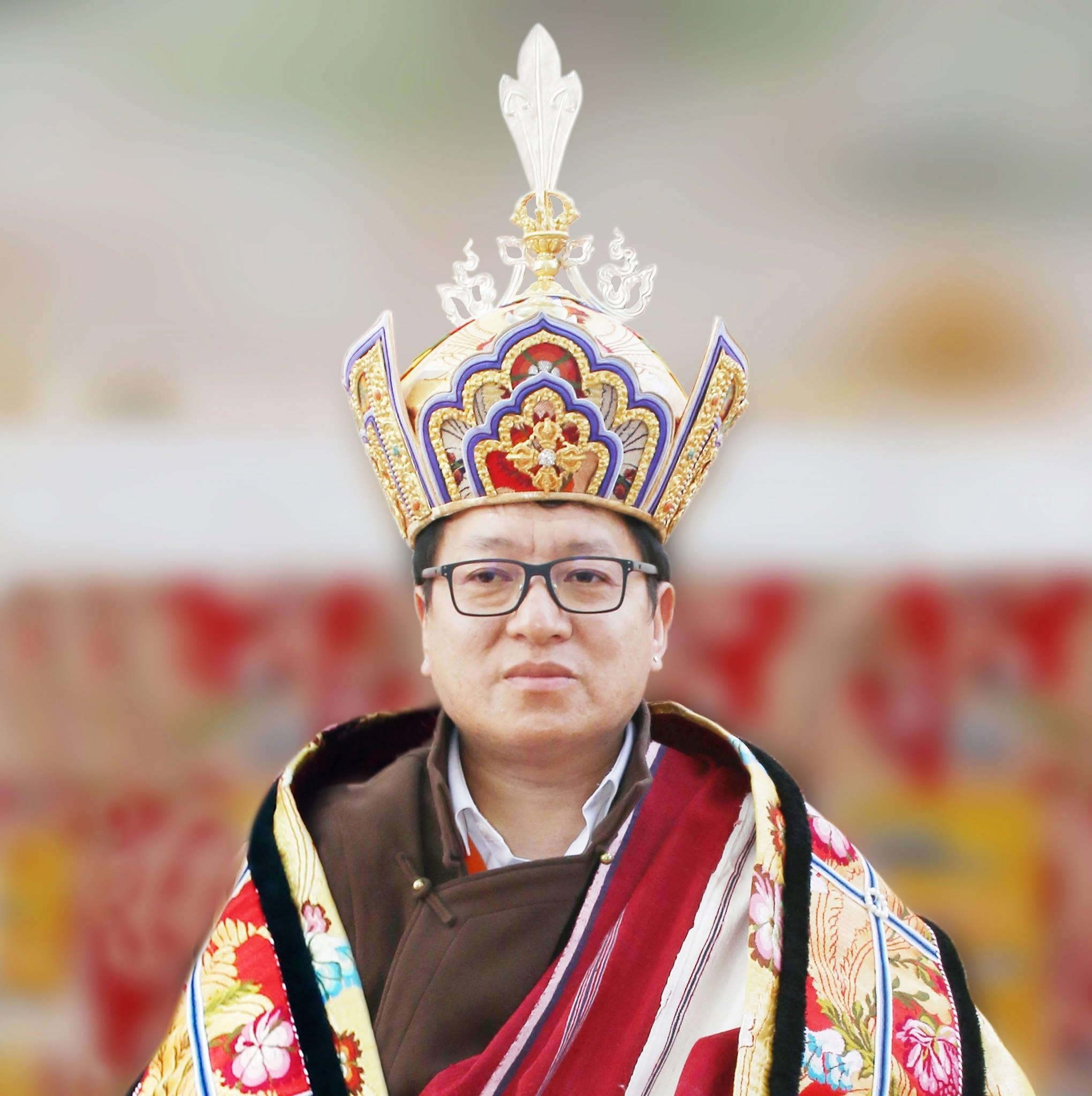 Portrait of Dungsey Garab Dorje Rinpoche
